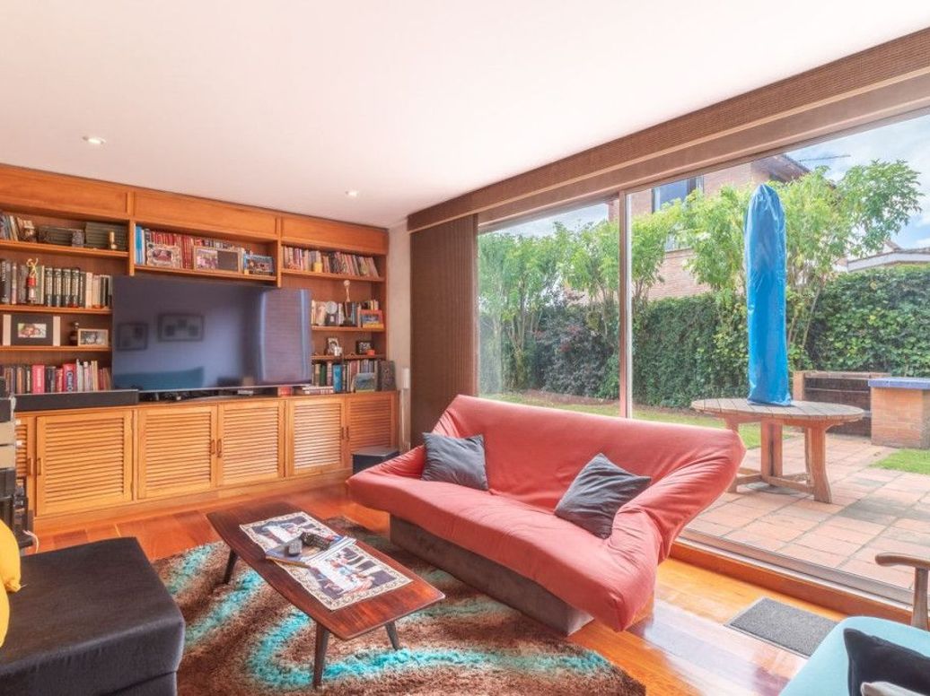 Casa de 4 alcobas en venta en San José De Bavaria, Bogotá, 275 m² · foto 7 de 20