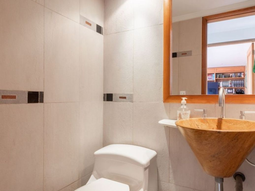 Casa de 4 alcobas en venta en San José De Bavaria, Bogotá, 275 m² · foto 13 de 20