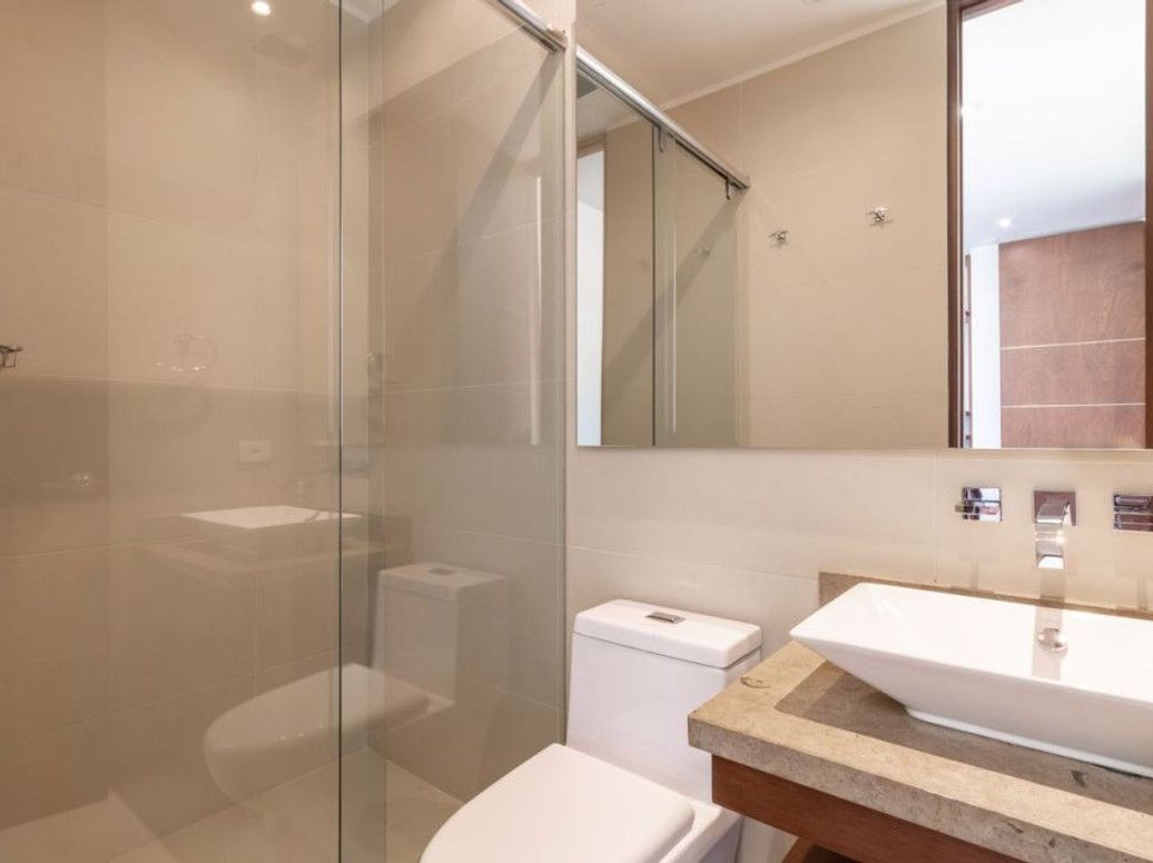Apartamento de 2 alcobas en venta en El Refugio, Bogotá, 186 m² · foto 16 de 20