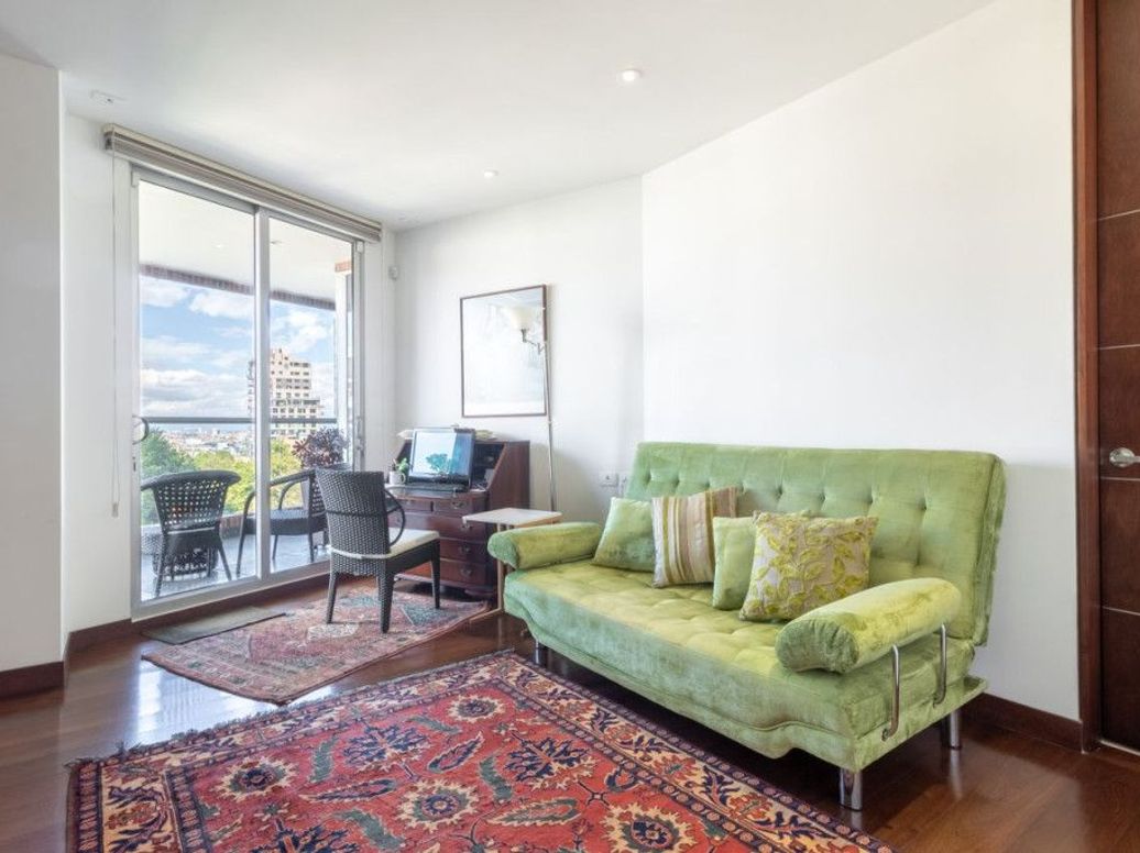 Apartamento de 2 alcobas en venta en El Refugio, Bogotá, 186 m² · foto 13 de 20