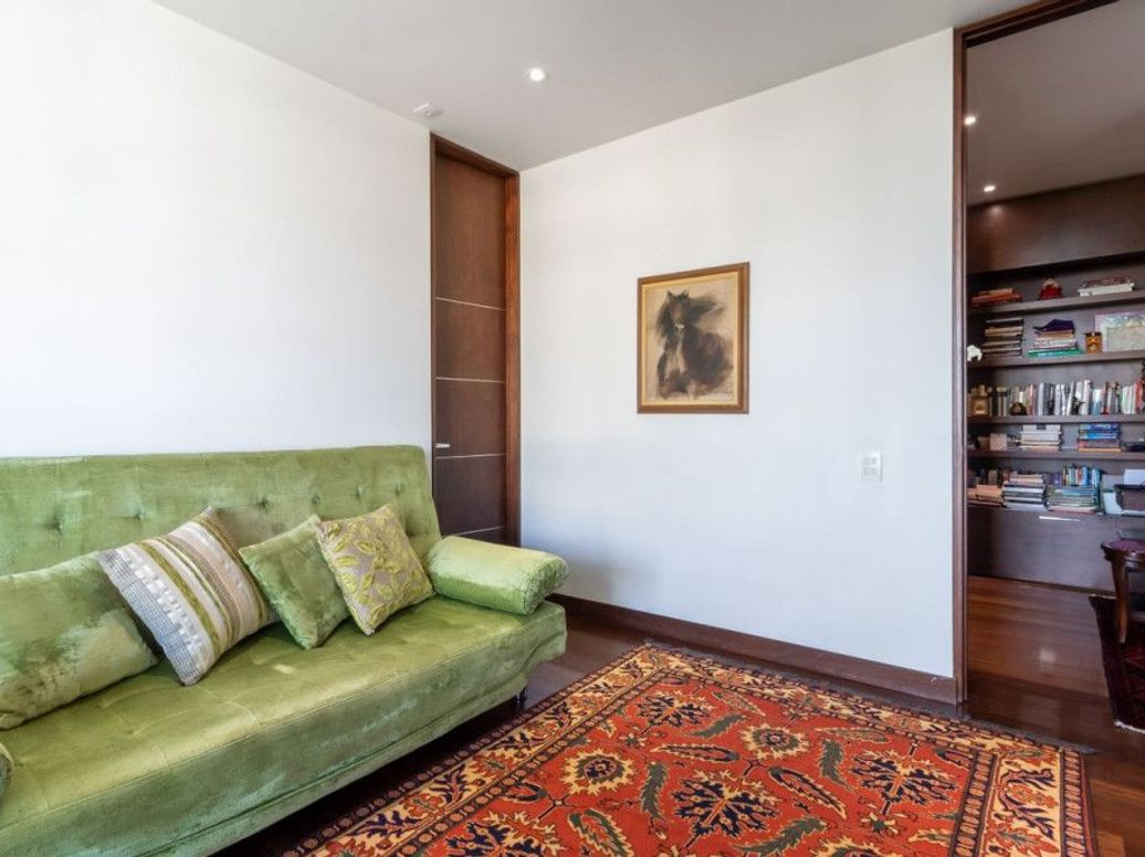 Apartamento de 2 alcobas en venta en El Refugio, Bogotá, 186 m² · foto 14 de 20