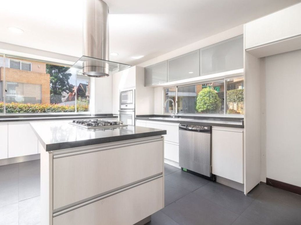 Casa de 3 alcobas en venta en Niza Suba, Bogotá, 336 m² · foto 5 de 20