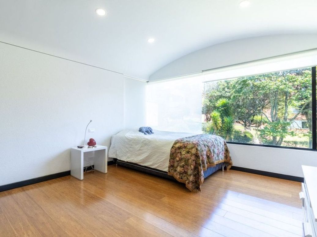 Apartamento de 3 alcobas en venta en Niza Suba, Bogotá, 276 m² · foto 16 de 20