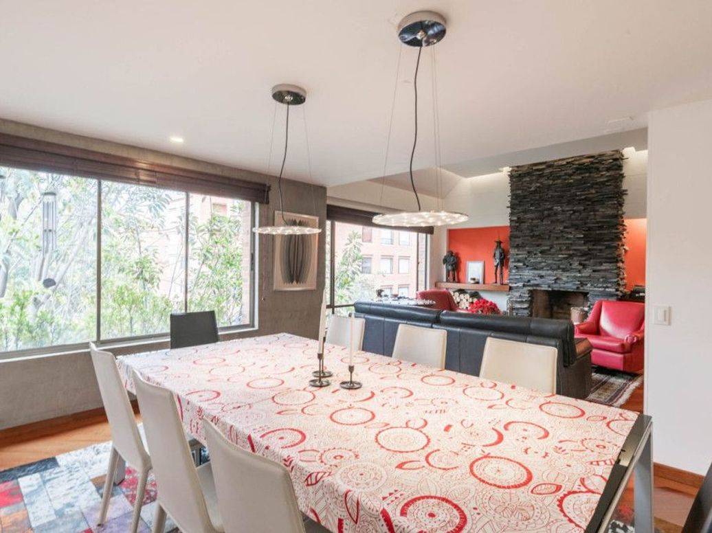 Apartamento de 3 alcobas en venta en Santa Barbara Occidental, Bogotá, 314 m² · foto 6 de 20