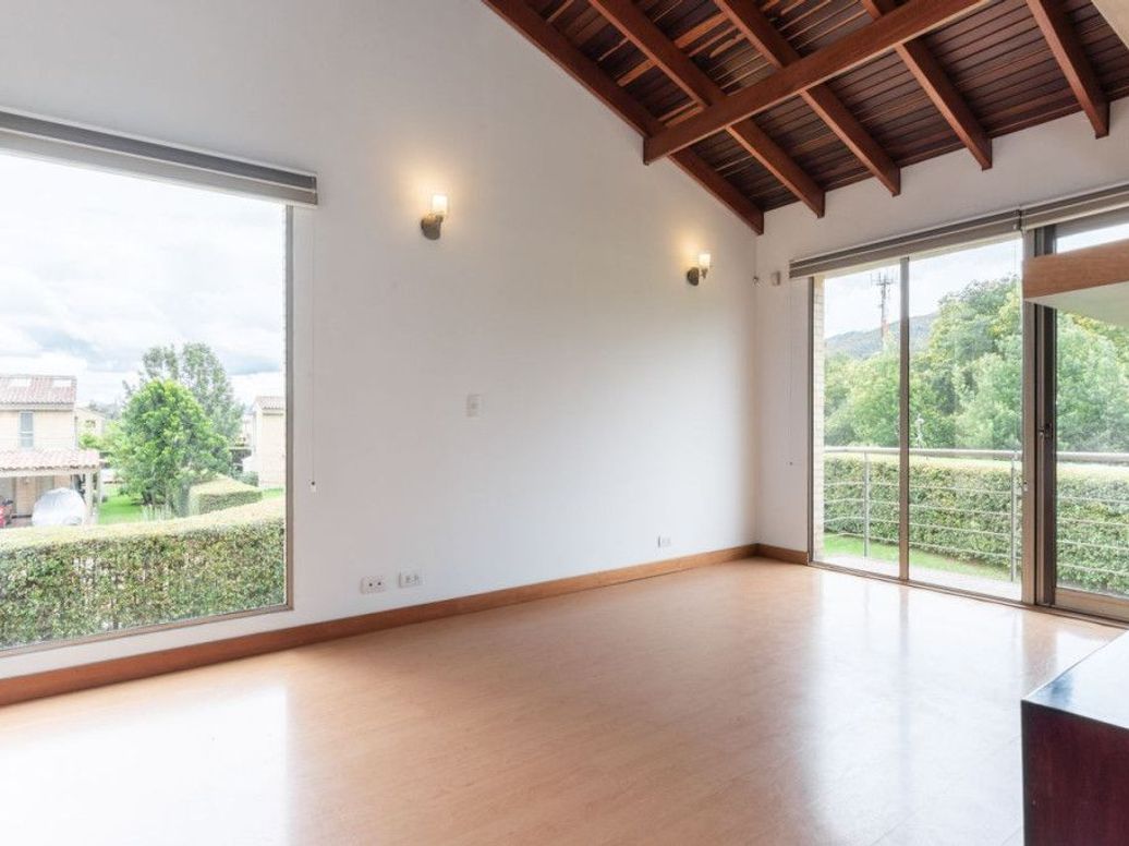 Casa de 4 alcobas en arriendo en Casa Blanca, Bogotá, 293 m² · foto 20 de 20