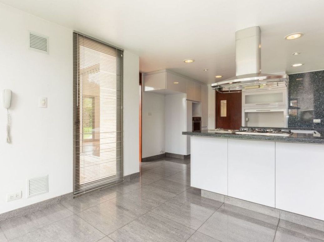 Casa de 4 alcobas en arriendo en Casa Blanca, Bogotá, 293 m² · foto 8 de 20