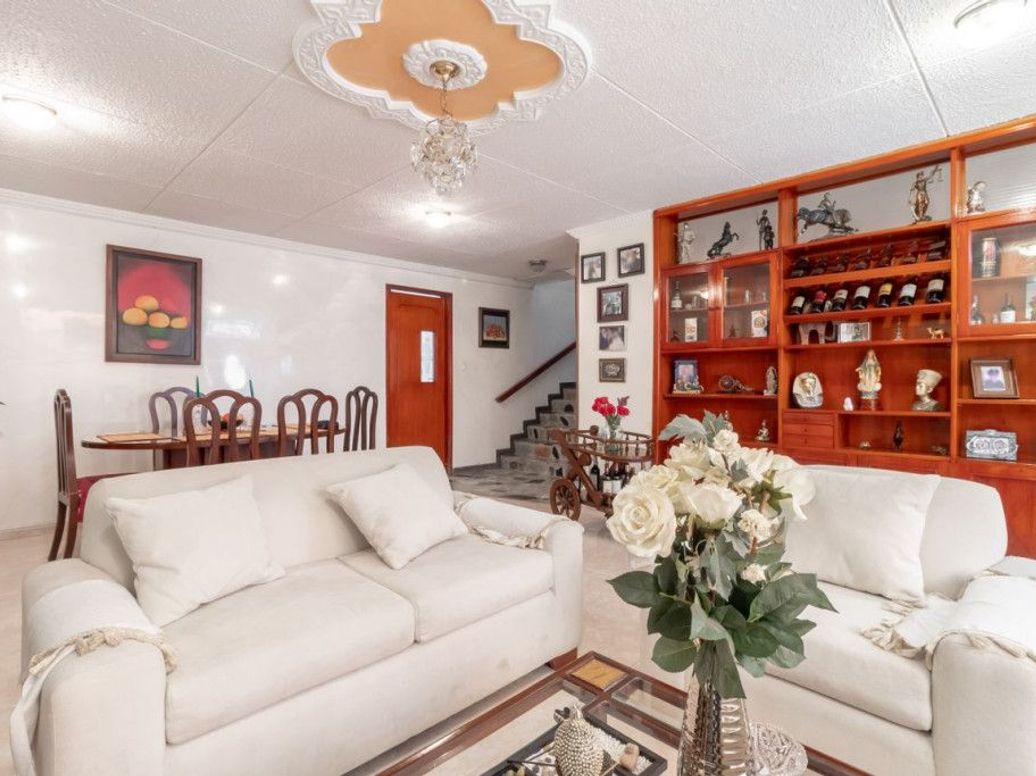 Casa de 3 alcobas en venta en Quinta Paredes, Bogotá, 176 m² · foto 5 de 20