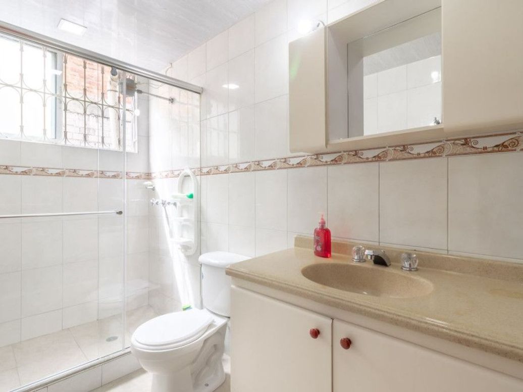 Casa de 3 alcobas en venta en Quinta Paredes, Bogotá, 176 m² · foto 16 de 20