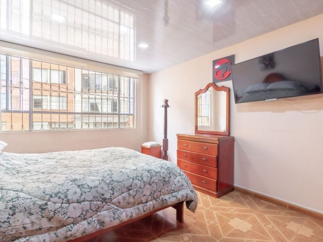 Casa de 3 alcobas en venta en Quinta Paredes, Bogotá, 176 m² · foto 13 de 20