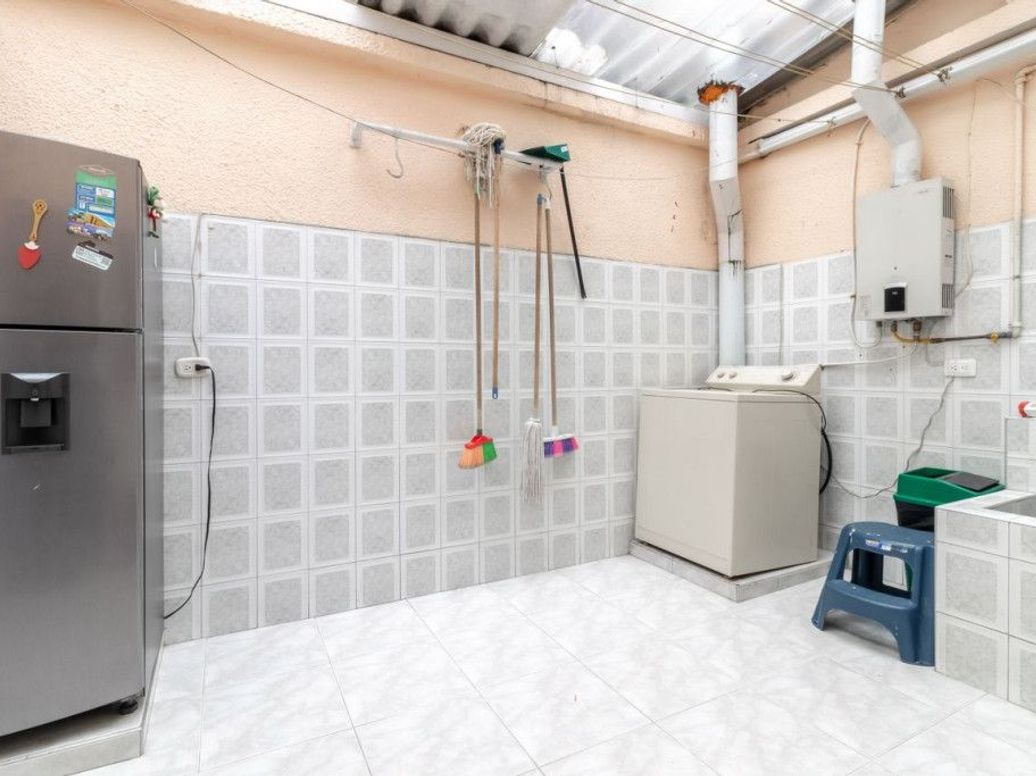 Casa de 3 alcobas en venta en Quinta Paredes, Bogotá, 176 m² · foto 8 de 20