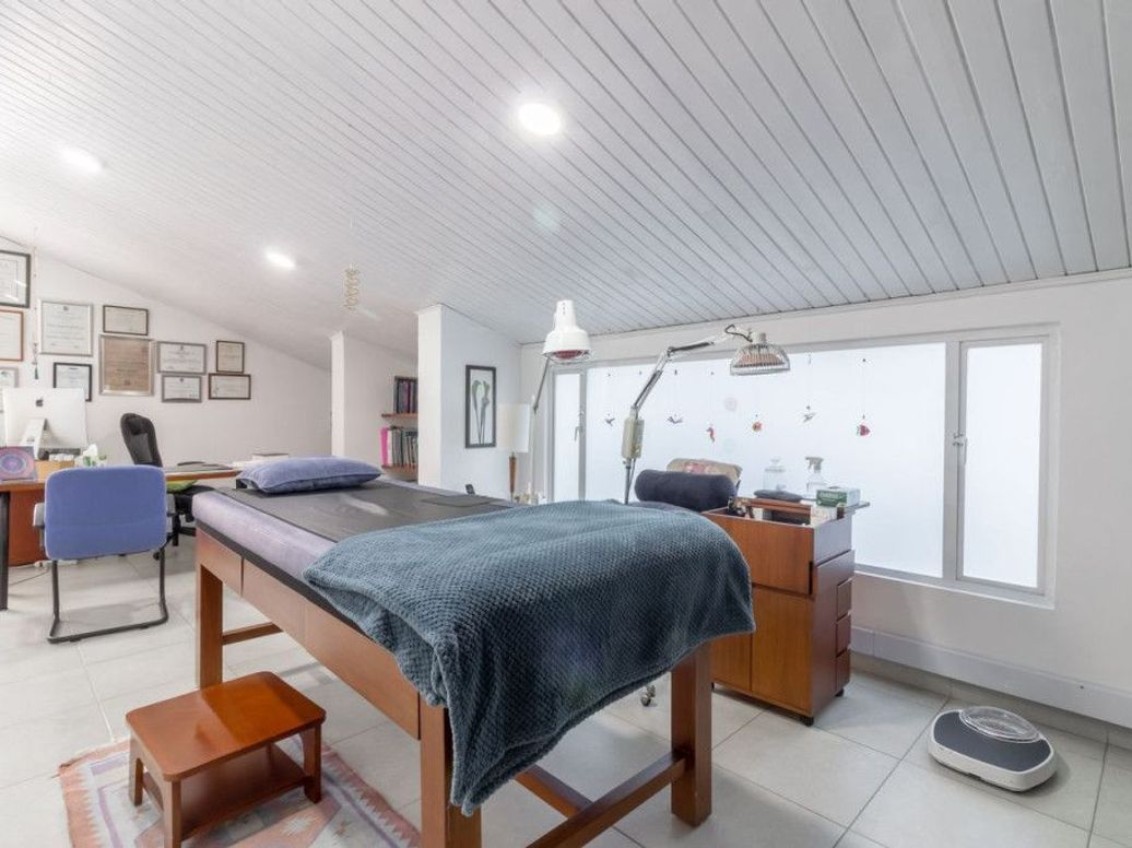 Casa de 12 alcobas en venta en San Patricio, Bogotá, 443 m² · foto 19 de 20