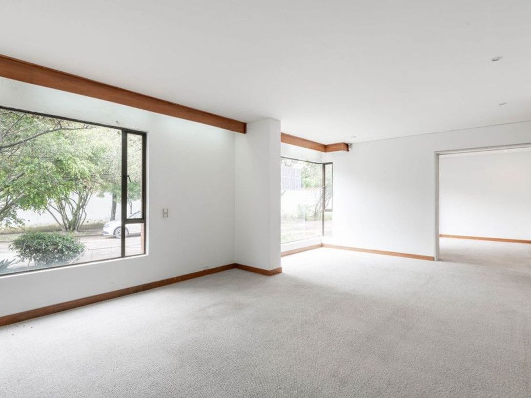 Apartamento de 3 alcobas en venta en Niza Suba, Bogotá, 153 m² · foto 2 de 16