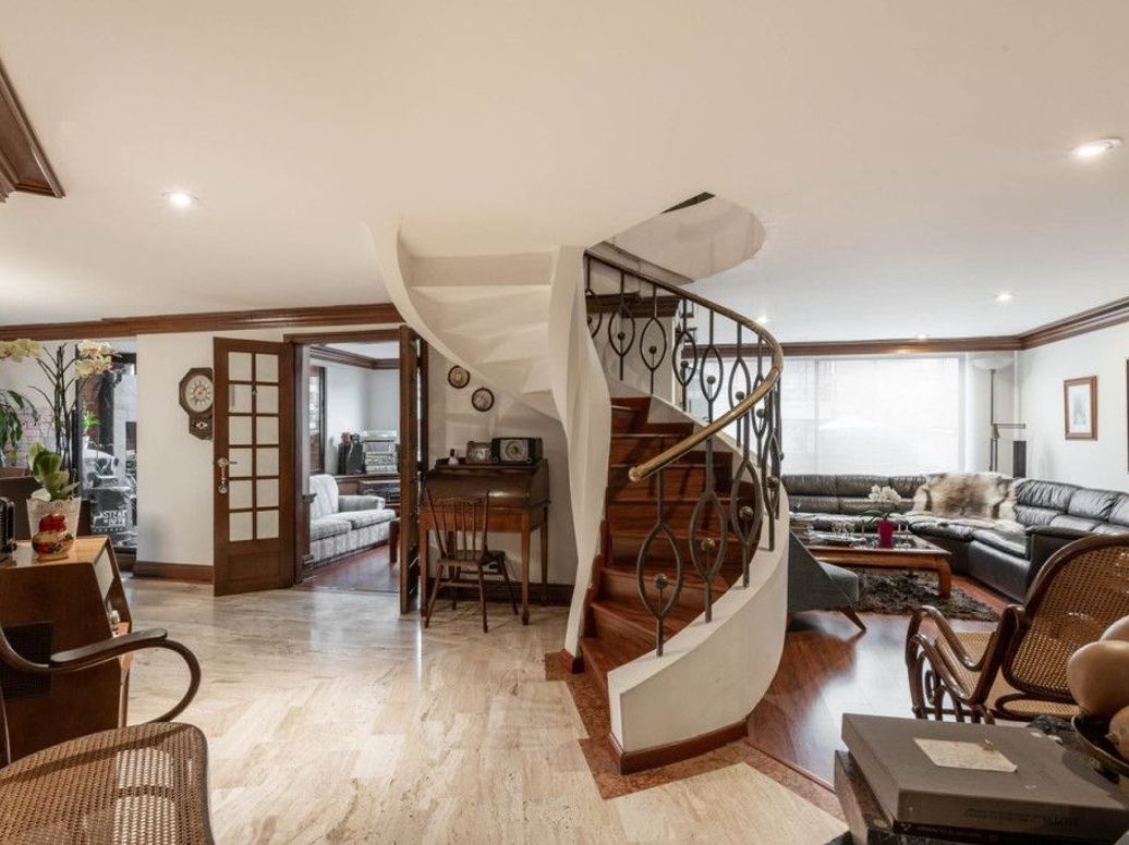 Apartamento de 3 alcobas en venta en San Patricio, Bogotá, 176 m² · foto 3 de 20