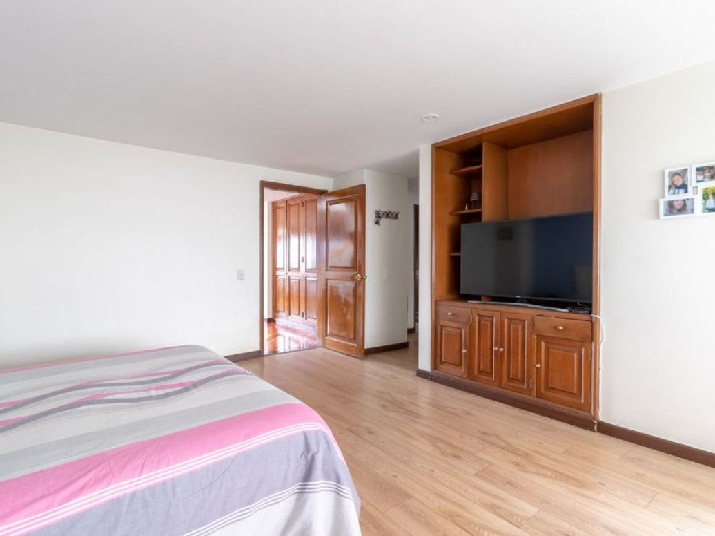 Casa de 4 alcobas en venta en Niza Suba, Bogotá, 247 m² · foto 15 de 20