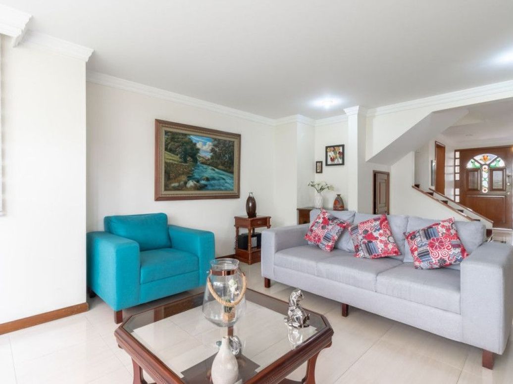 Casa de 4 alcobas en venta en Niza Suba, Bogotá, 247 m² · foto 4 de 20