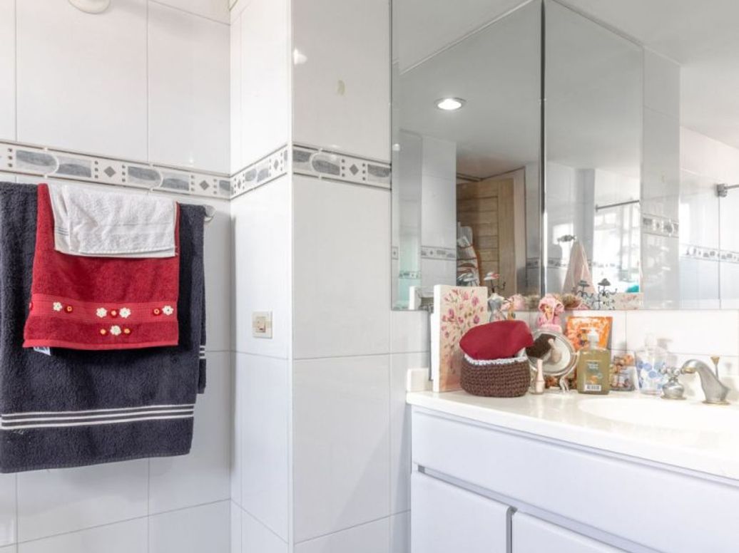 Apartamento de 2 alcobas en venta en Los Cedritos, Bogotá, 121 m² · foto 17 de 19