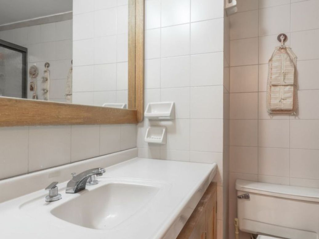 Apartamento de 2 alcobas en venta en Los Cedritos, Bogotá, 121 m² · foto 11 de 19