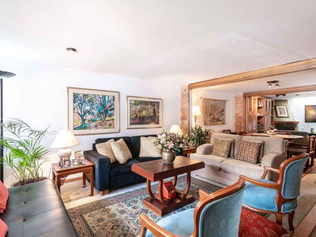 Casa de 5 alcobas en venta en Cedro Narvaez, Bogotá, 183 m² · foto 3 de 15
