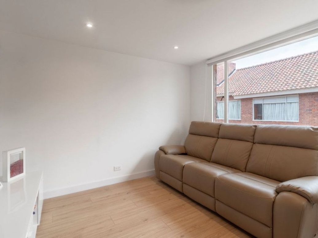 Casa de 5 alcobas en venta en San José De Bavaria, Bogotá, 360 m² · foto 14 de 20