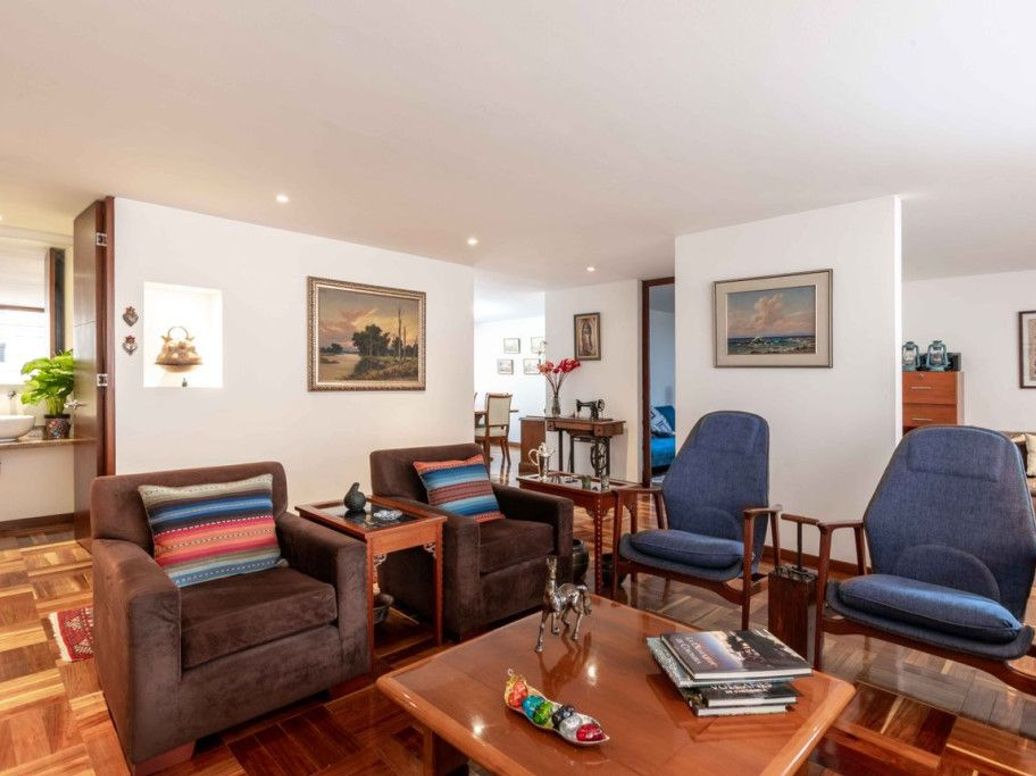 Apartamento de 3 alcobas en venta en Chico Norte Et. Iii, Bogotá, 162 m² · foto 3 de 20