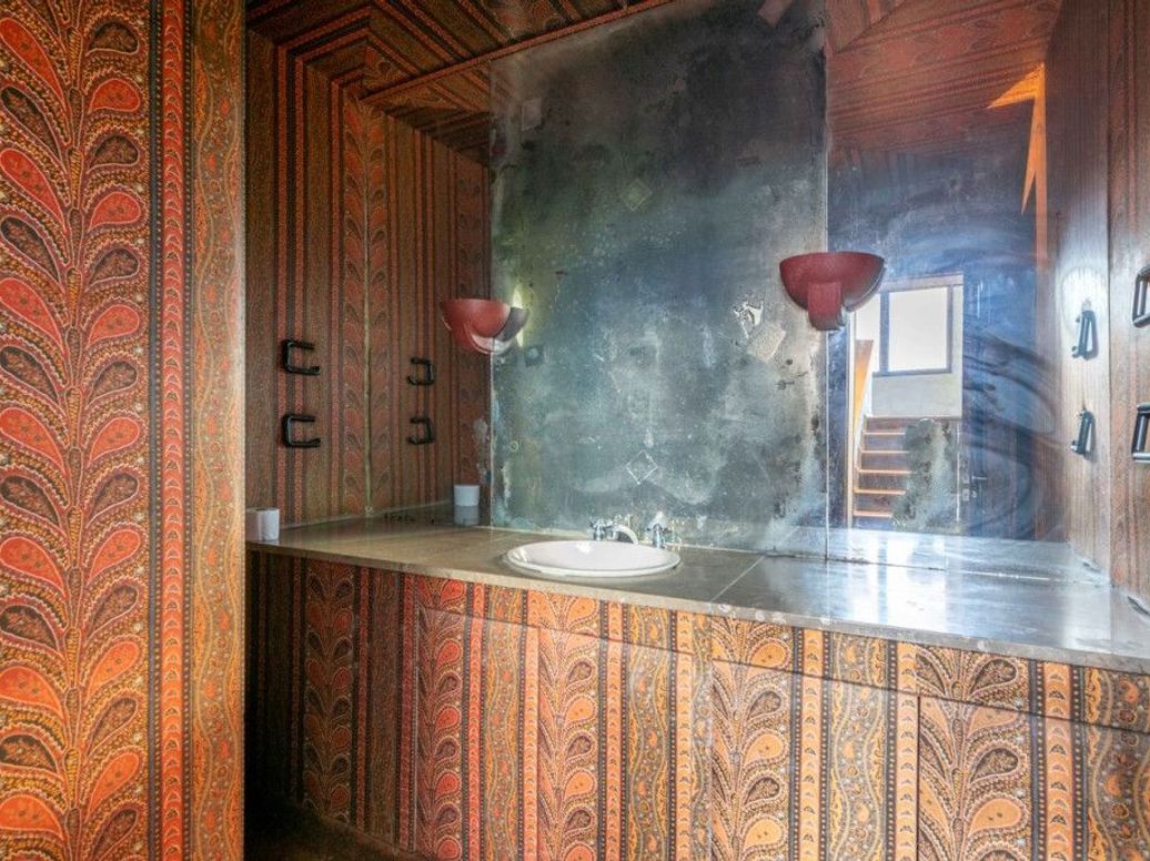 Casa de 4 alcobas en venta en Los Rosales, Bogotá, 737 m² · foto 3 de 20