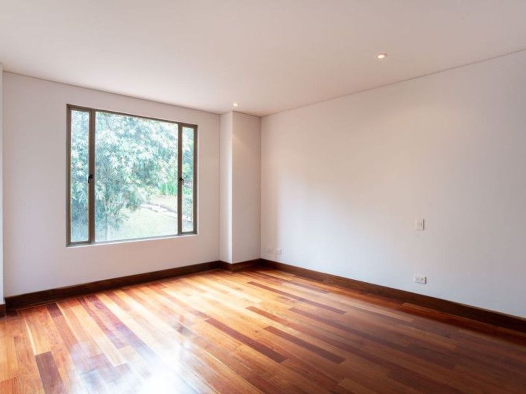 Apartamento de 3 alcobas en venta en Suba Naranjos, Bogotá, 192 m² · foto 9 de 18
