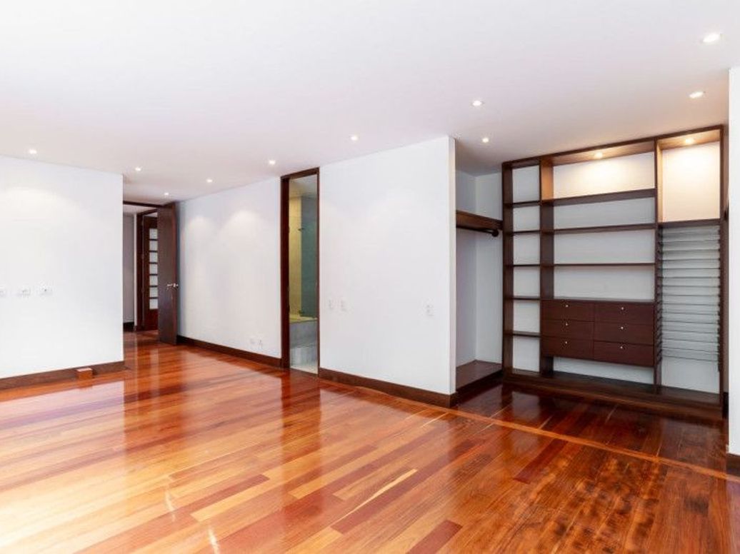 Apartamento de 3 alcobas en venta en Suba Naranjos, Bogotá, 192 m² · foto 17 de 18