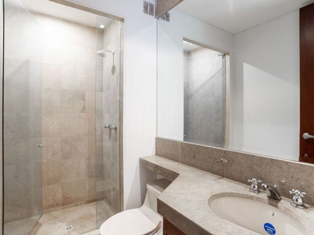 Apartamento de 3 alcobas en venta en Suba Naranjos, Bogotá, 192 m² · foto 11 de 18