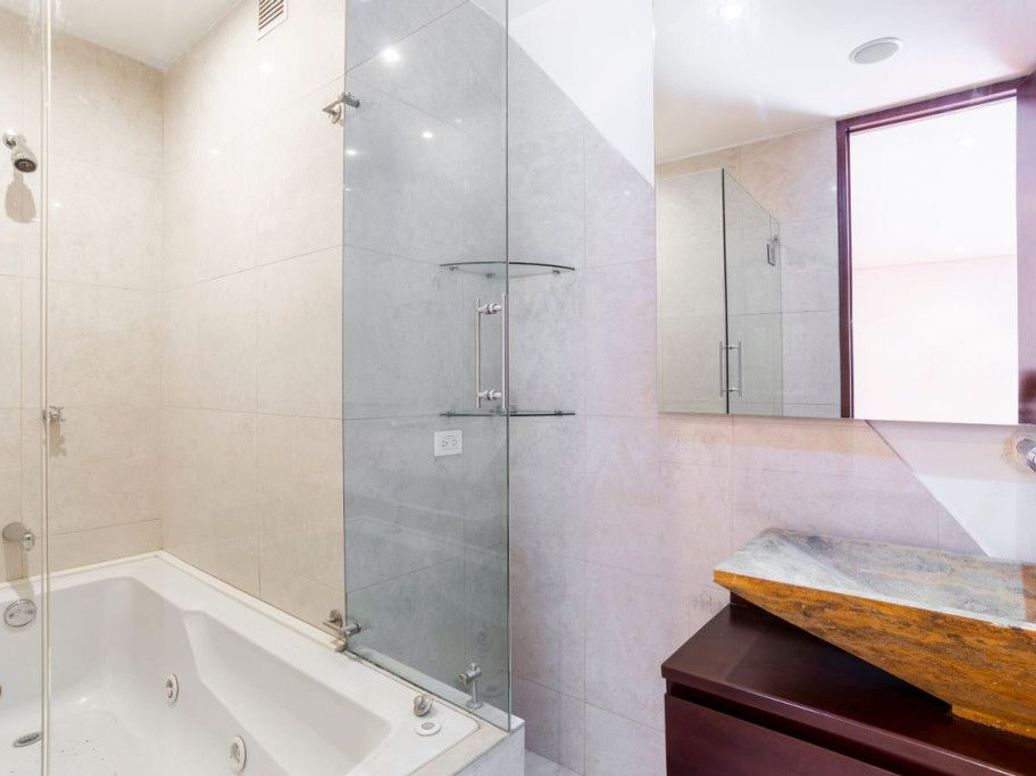 Apartamento de 3 alcobas en venta en Suba Naranjos, Bogotá, 192 m² · foto 7 de 18