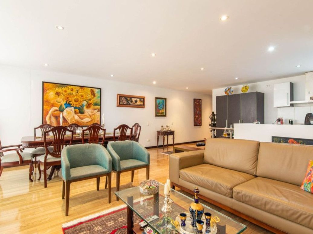 Apartamento de 2 alcobas en venta en Molinos Norte, Bogotá, 119 m² · foto 3 de 13