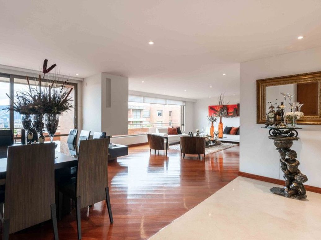 Apartamento de 3 alcobas en venta en El Plan, Bogotá, 221 m² · foto 13 de 20