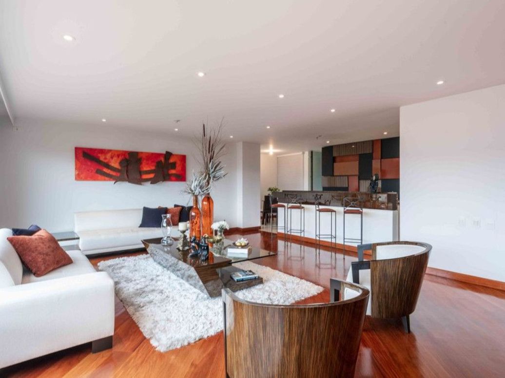 Apartamento de 3 alcobas en venta en El Plan, Bogotá, 221 m² · foto 4 de 20