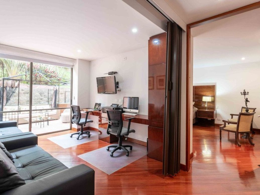 Apartamento de 3 alcobas en venta en El Plan, Bogotá, 221 m² · foto 15 de 20