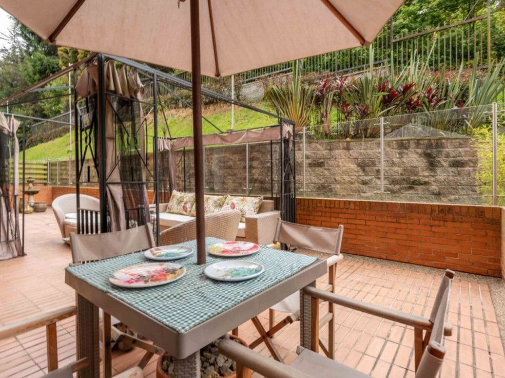 Apartamento de 3 alcobas en venta en El Plan, Bogotá, 221 m² · foto 19 de 20