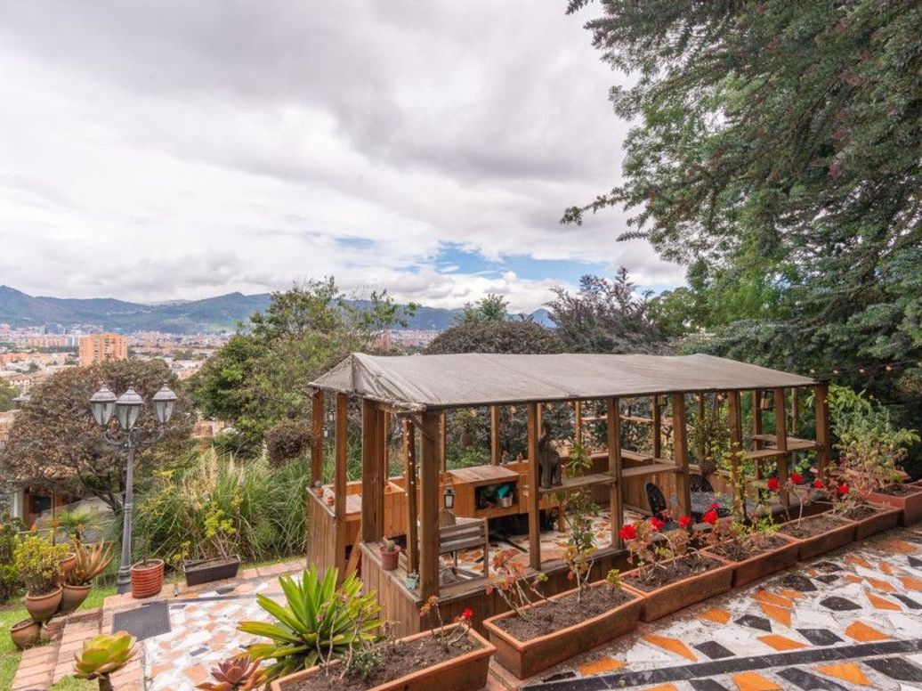Casa de 4 alcobas en venta en Niza Suba, Bogotá, 341 m² · foto 18 de 20