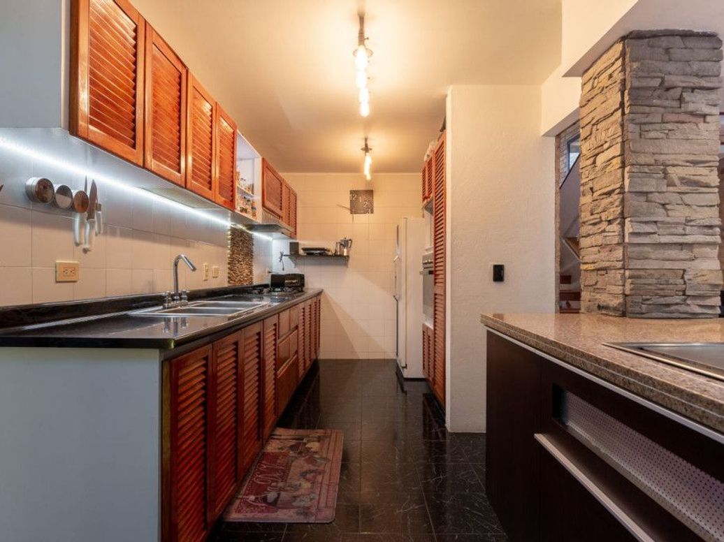 Casa de 4 alcobas en venta en Niza Suba, Bogotá, 341 m² · foto 9 de 20
