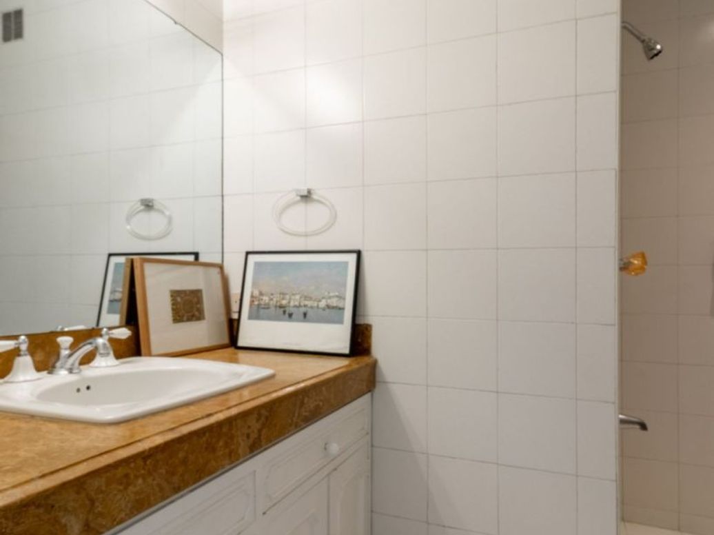 Apartamento de 3 alcobas en venta en El Refugio, Bogotá, 276 m² · foto 18 de 20