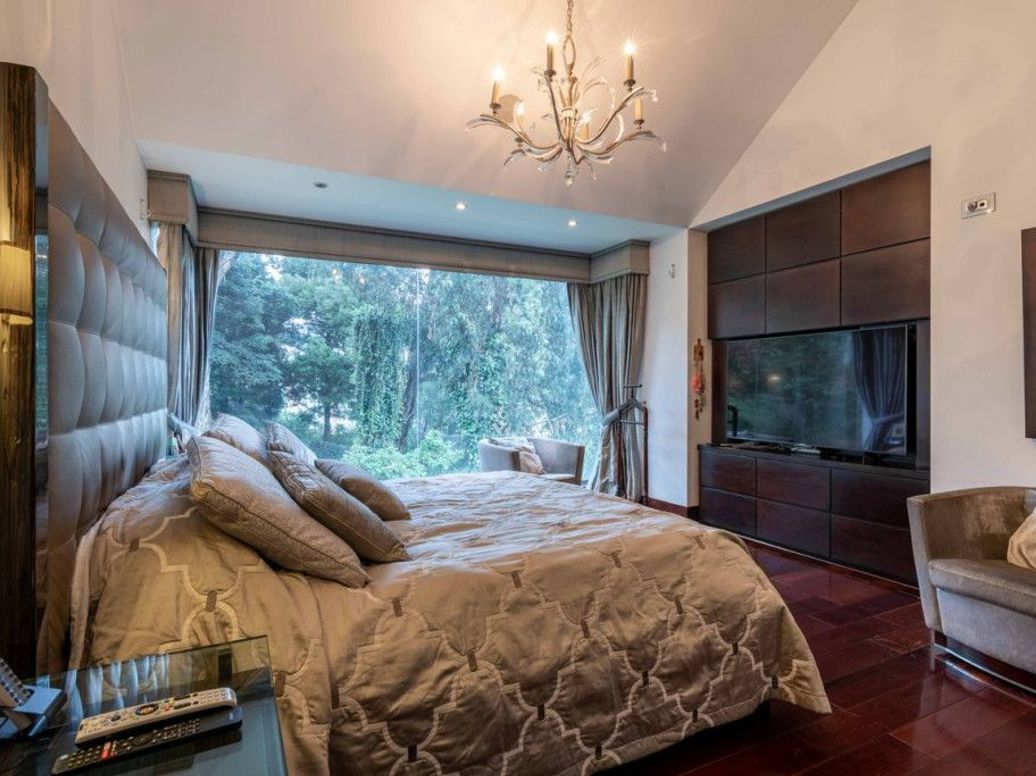 Casa de 6 alcobas en venta en Niza Suba, Bogotá, 459 m² · foto 13 de 20