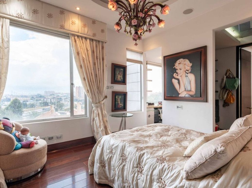 Casa de 6 alcobas en venta en Niza Suba, Bogotá, 459 m² · foto 15 de 20
