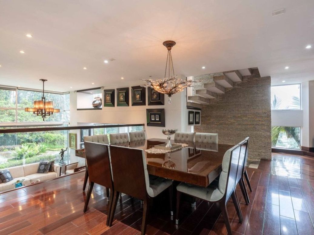 Casa de 6 alcobas en venta en Niza Suba, Bogotá, 459 m² · foto 7 de 20