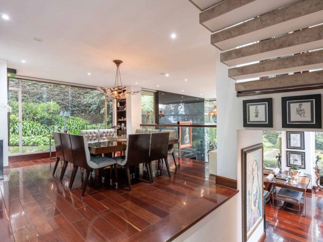 Casa de 6 alcobas en venta en Niza Suba, Bogotá, 459 m² · foto 6 de 20