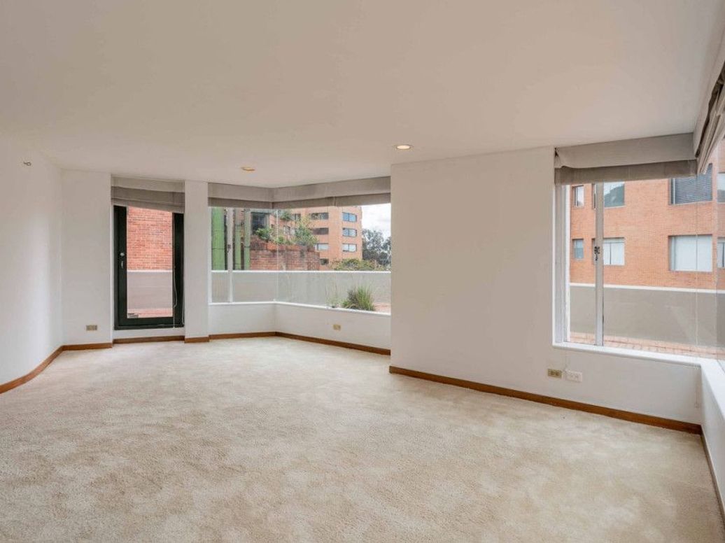 Apartamento de 5 alcobas en venta en Las Acacias, Bogotá, 360 m² · foto 15 de 20