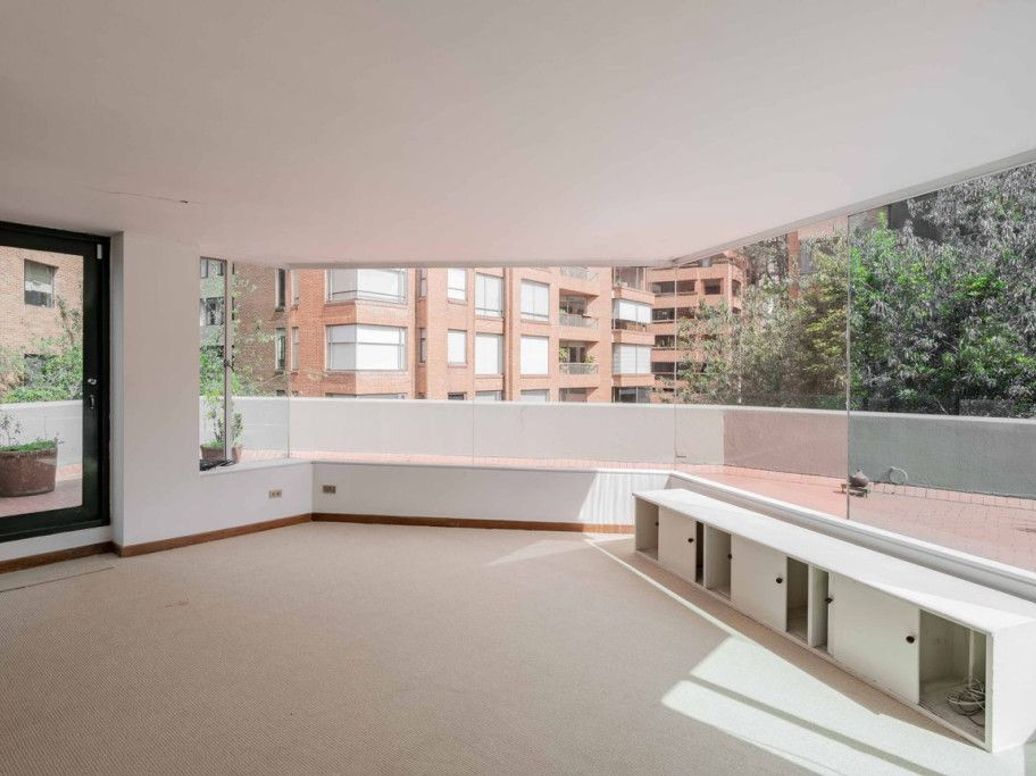 Apartamento de 5 alcobas en venta en Las Acacias, Bogotá, 360 m² · foto 19 de 20