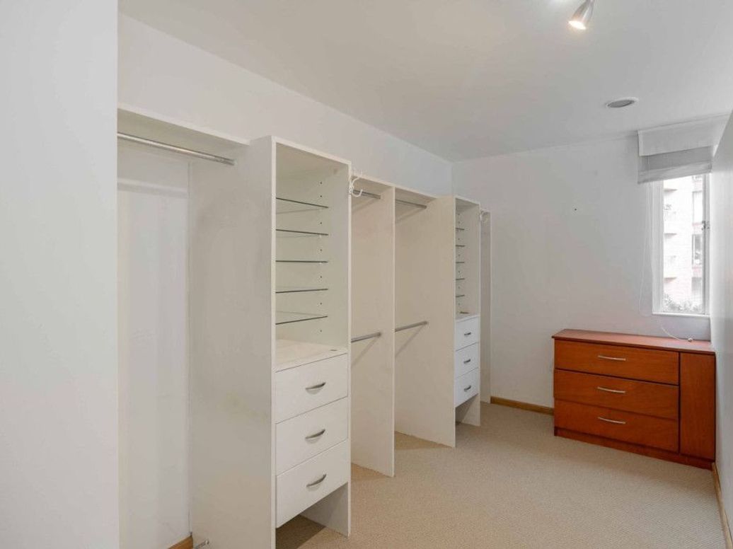 Apartamento de 5 alcobas en venta en Las Acacias, Bogotá, 360 m² · foto 10 de 20