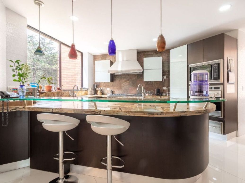 Apartamento de 4 alcobas en venta en Cerros De Santa Barbara, Bogotá, 328 m² · foto 11 de 20