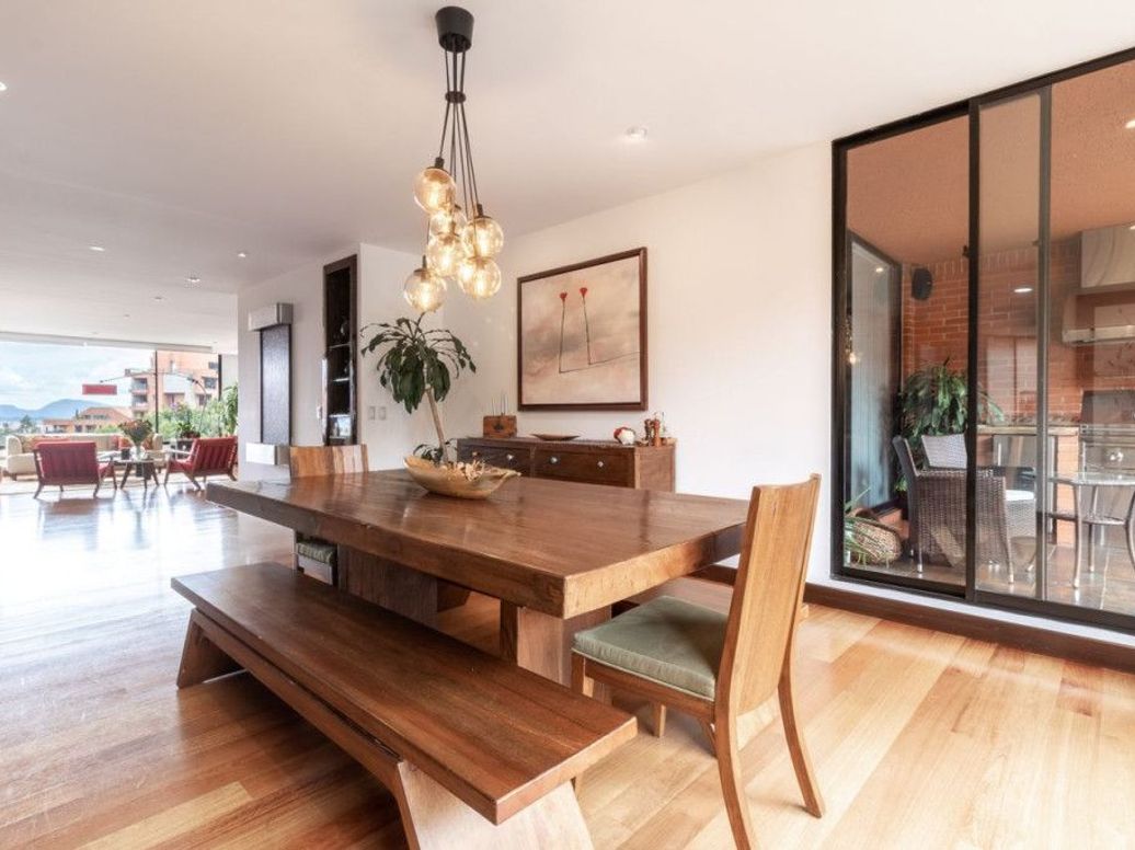 Apartamento de 4 alcobas en venta en Cerros De Santa Barbara, Bogotá, 328 m² · foto 10 de 20