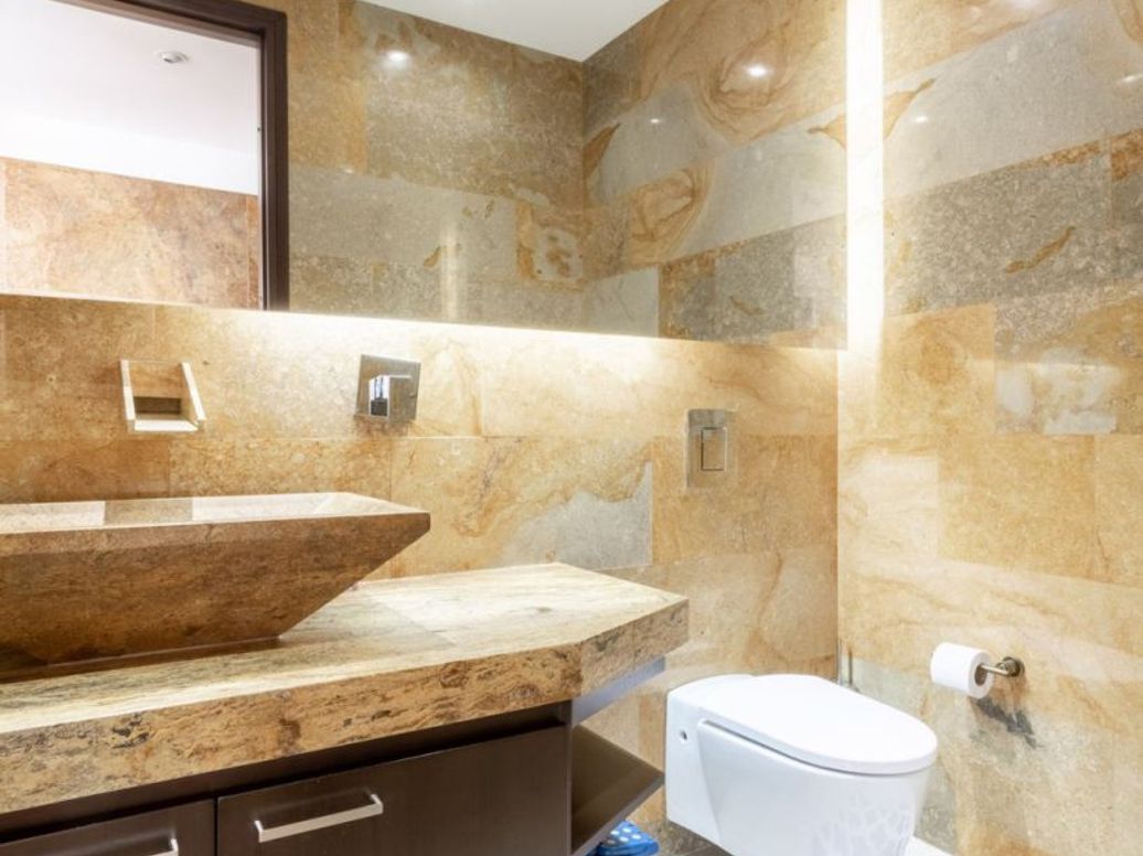 Apartamento de 4 alcobas en venta en Cerros De Santa Barbara, Bogotá, 328 m² · foto 15 de 20