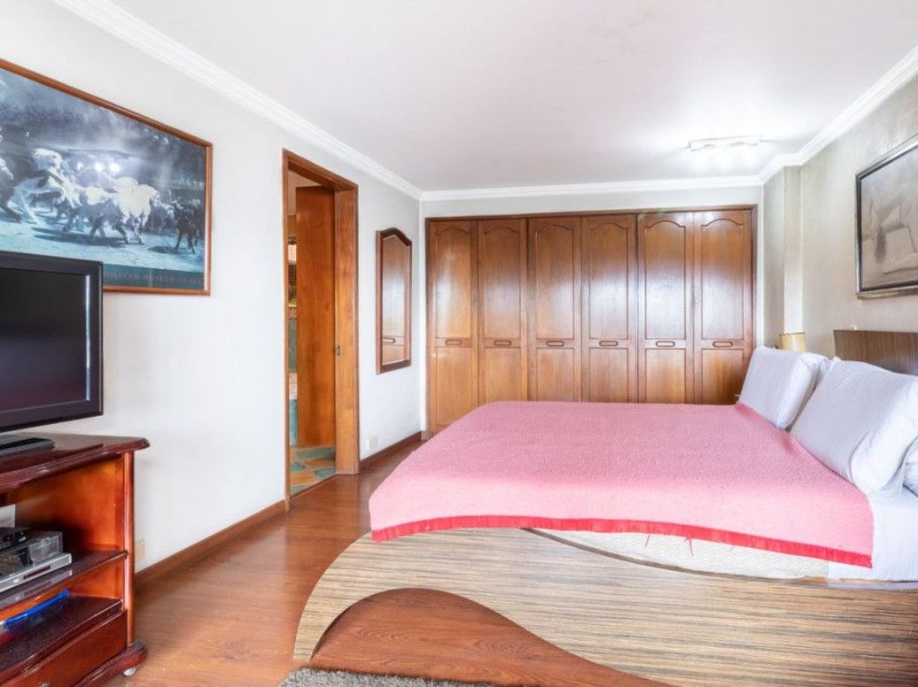 Apartamento de 2 alcobas en venta en El Refugio, Bogotá, 150 m² · foto 15 de 20