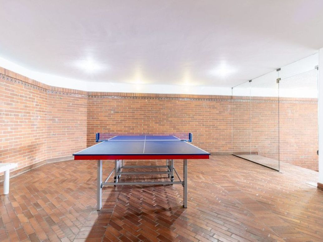 Apartamento de 2 alcobas en venta en El Refugio, Bogotá, 150 m² · foto 19 de 20