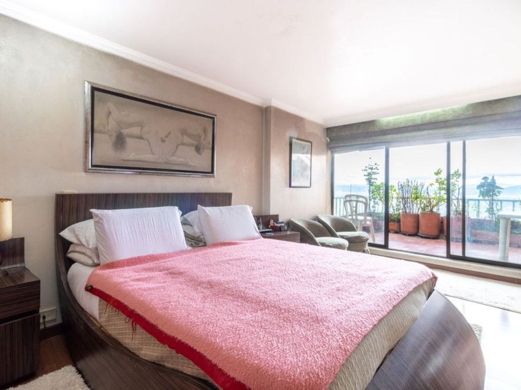 Apartamento de 2 alcobas en venta en El Refugio, Bogotá, 150 m² · foto 14 de 20